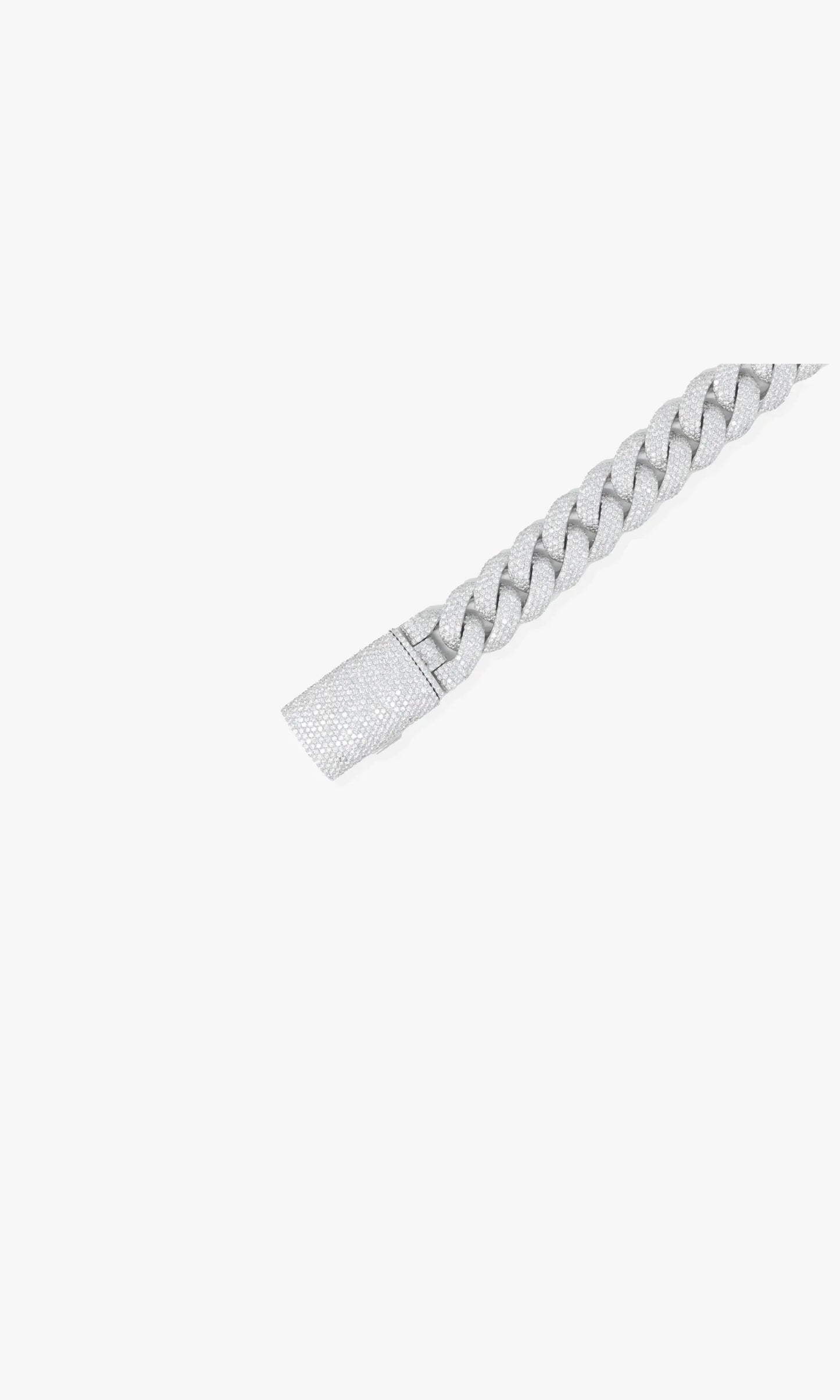 Cuban Link Bracelet With Diamond’s