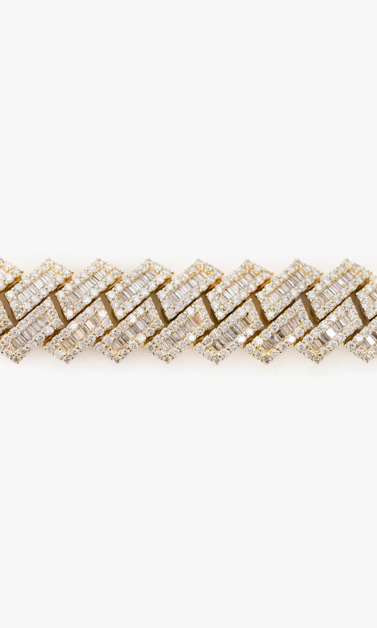 Cuban Link Bracelet With Diamonds And Baguettes