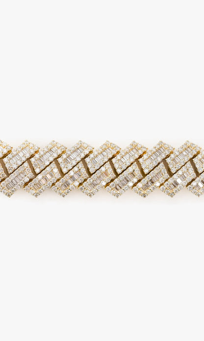 Cuban Link Bracelet With Diamonds And Baguettes