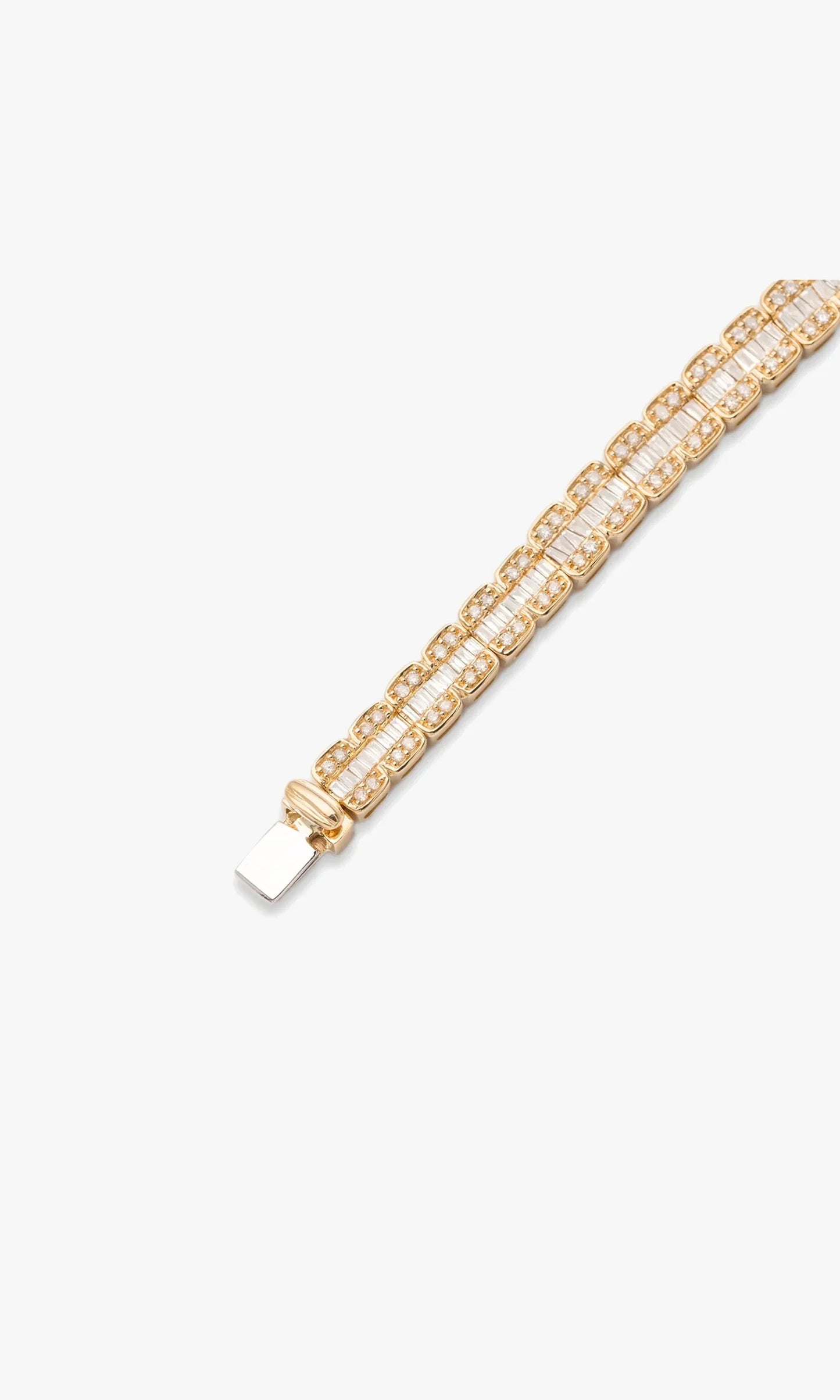 Bracelet with Diamonds And Baguettes